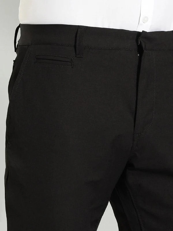 Indian Terrain Men's Comfort Fit Solid Black Trousers